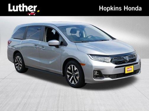 Solar Silver Metallic 2026 Honda Odyssey EX-L