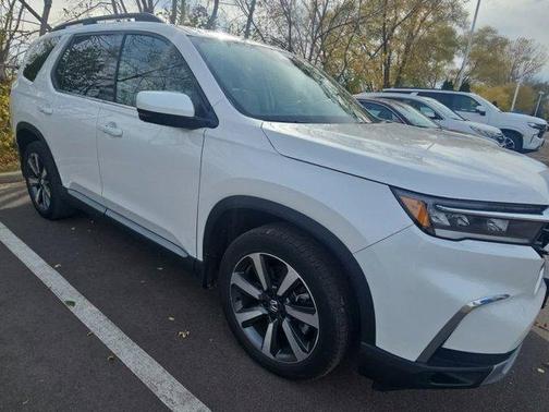 2023 Honda Pilot Touring