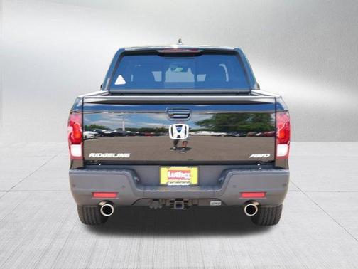 2022 Honda Ridgeline Black Edition