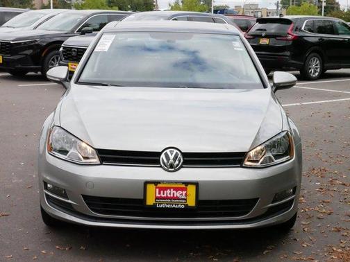 2017 Volkswagen Golf TSI SE 4-Door
