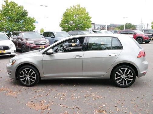 2017 Volkswagen Golf TSI SE 4-Door