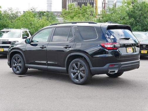 2025 Honda Pilot Sport