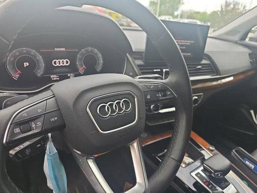 2023 Audi Q5 45 S line Premium Plus