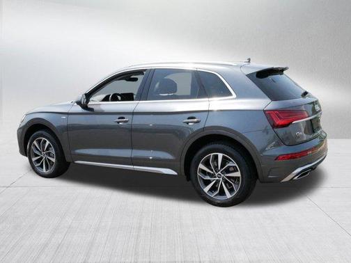 2023 Audi Q5 45 S line Premium Plus