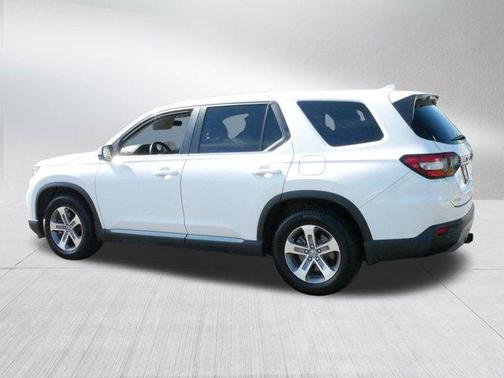 2023 Honda Pilot EX-L 7-Passenger
