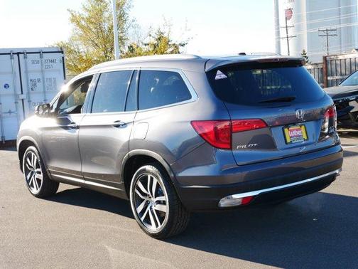 2018 Honda Pilot Touring