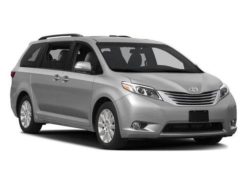 2016 Toyota Sienna 