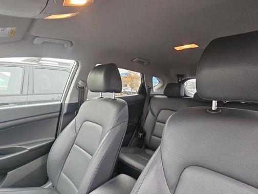 2017 Hyundai TUCSON SE Plus