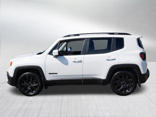 Alpine White 2018 Jeep Renegade Altitude