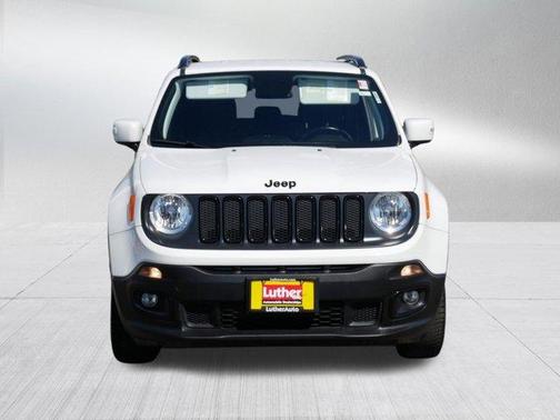 Alpine White 2018 Jeep Renegade Altitude
