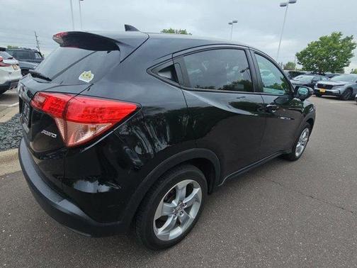 Crystal Black Pearl 2016 Honda HR-V EX