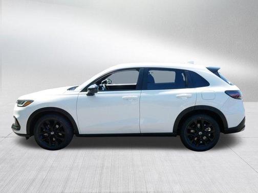 Platinum White Pearl 2024 Honda HR-V Sport