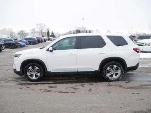 2023 Honda Pilot EX-L 8-Passenger