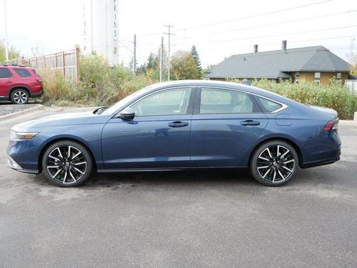 2025 Honda Accord Hybrid Touring