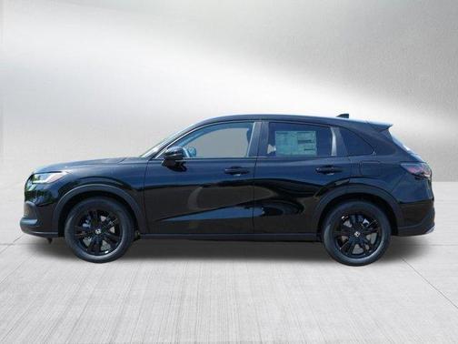 Crystal Black Pearl 2027 Honda HR-V Sport