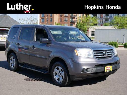 Modern Steel Metallic 2014 Honda Pilot LX