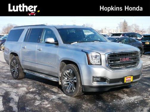 2017 GMC Yukon XL SLT