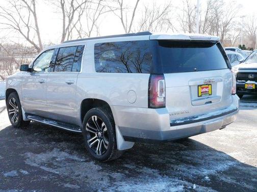 2017 GMC Yukon XL SLT