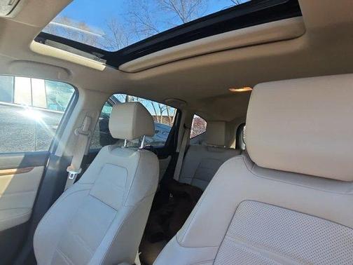 Sandstorm Metallic 2017 Honda CR-V Touring