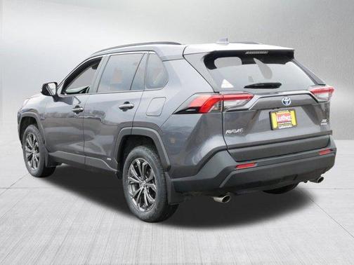2022 Toyota RAV4 Hybrid XLE Premium