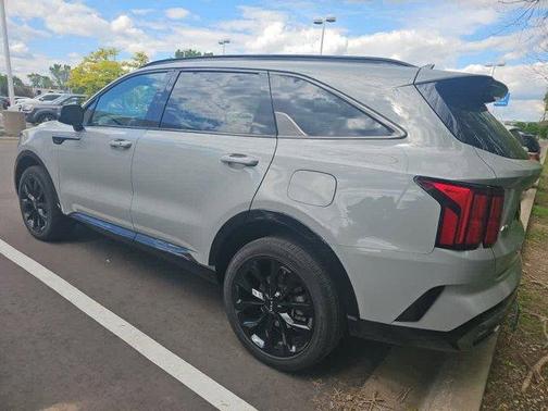2022 Kia Sorento SX