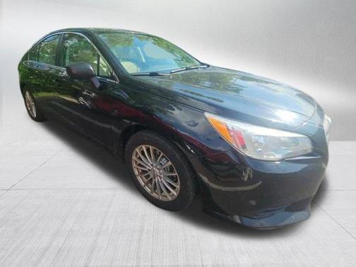 Crystal Black Silica 2015 Subaru Legacy 2.5i