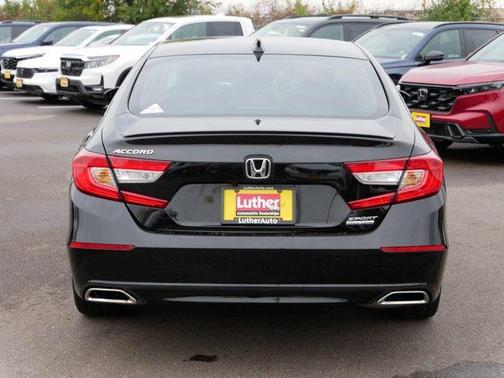 2022 Honda Accord Sport SE