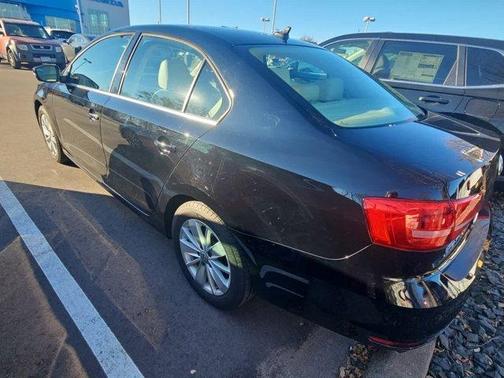 2015 Volkswagen Jetta Auto SE w/Connectivity