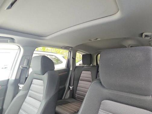 White Diamond Pearl 2018 Honda CR-V EX