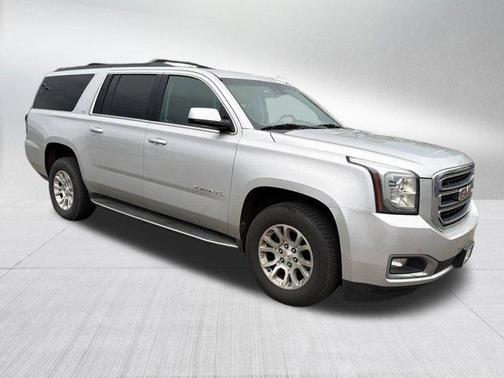 Quicksilver Metallic 2018 GMC Yukon XL SLT