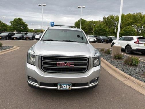 Quicksilver Metallic 2018 GMC Yukon XL SLT