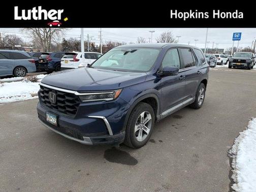 2023 Honda Pilot EX-L 7-Passenger