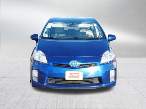 2010 Toyota Prius III
