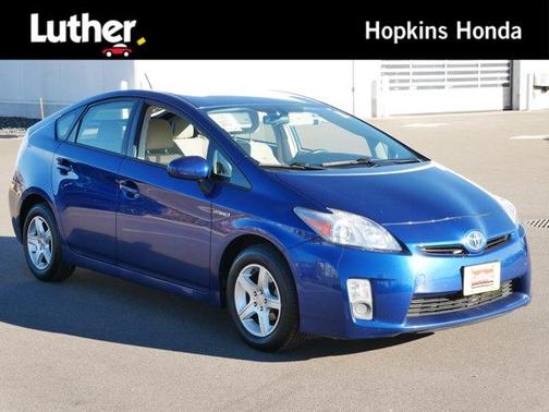 2010 Toyota Prius III