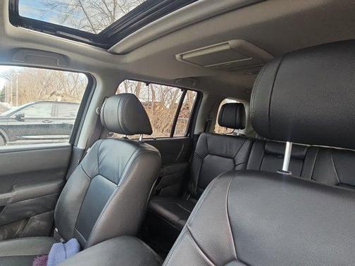 Crystal Black Pearl 2015 Honda Pilot Touring