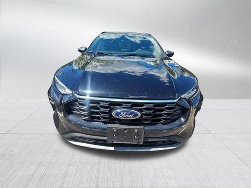 Agate Black 2025 Ford Escape ST-Line