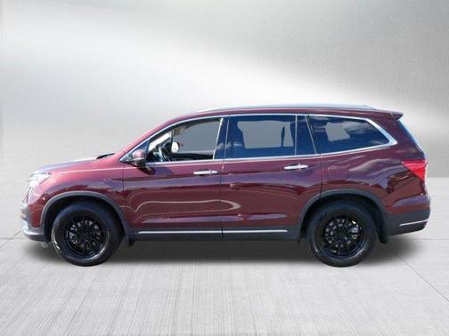 2022 Honda Pilot Touring 8-Passenger