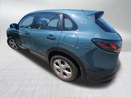 Pearl 2024 Honda HR-V LX