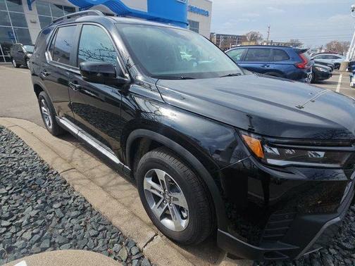 Crystal Black Pearl 2026 Honda Pilot EX-L