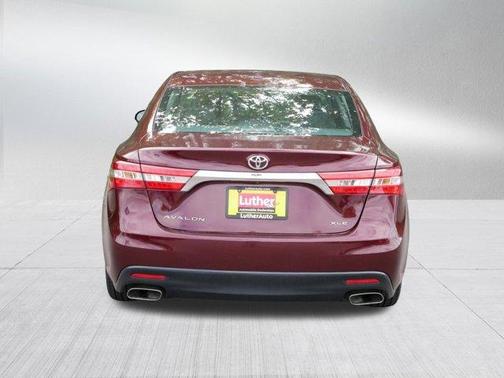 2014 Toyota Avalon XLE Premium