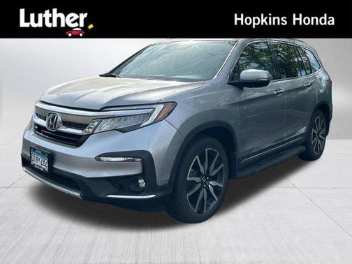 2019 Honda Pilot Touring 8-Passenger