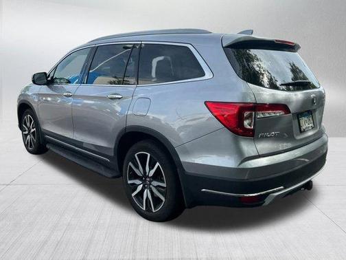 2019 Honda Pilot Touring 8-Passenger