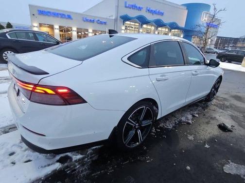 2023 Honda Accord Hybrid Sport