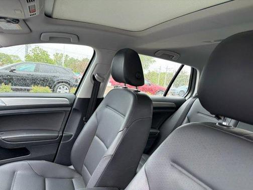 Tungsten Silver Metallic 2015 Volkswagen Golf Auto TSI S w/Sunroof