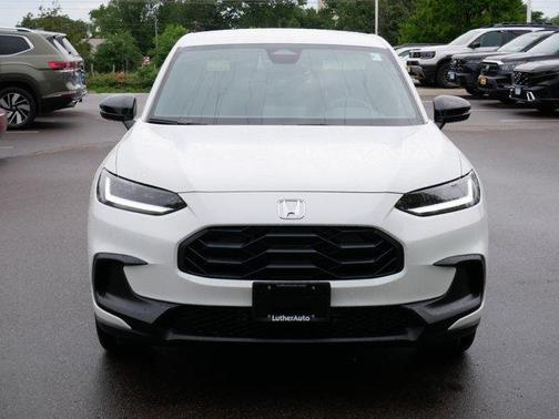 Platinum White Pearl 2027 Honda HR-V Sport