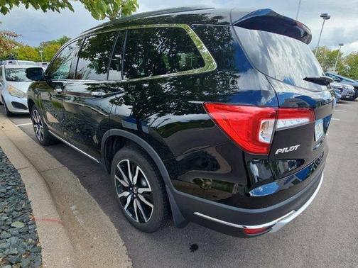 2022 Honda Pilot Touring 7-Passenger