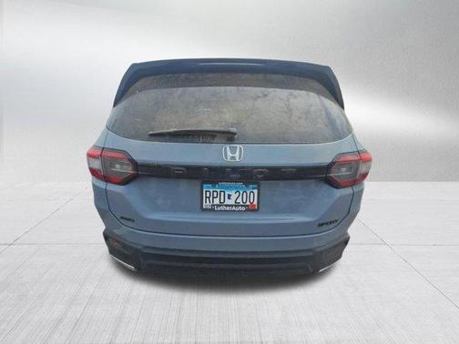 Sonic Gray Pearl 2025 Honda Pilot Sport