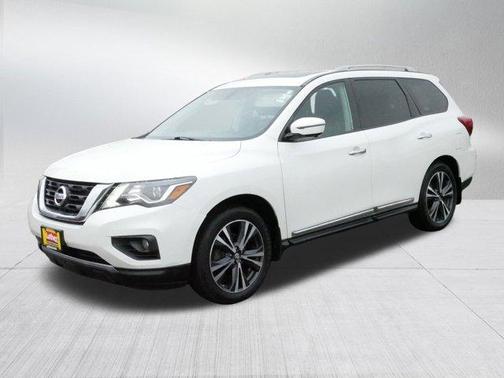 2017 Nissan Pathfinder Platinum