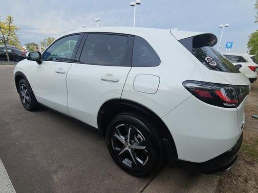 Platinum White Pearl 2024 Honda HR-V EX-L