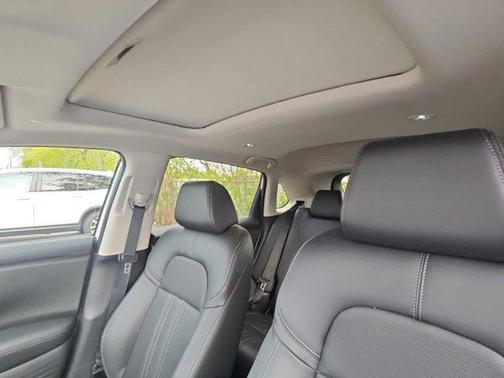 Platinum White Pearl 2024 Honda HR-V EX-L